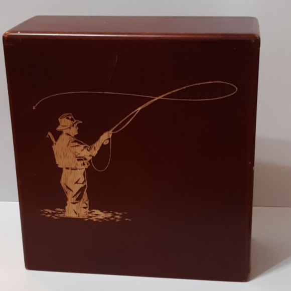 Fly Fishing Box Storage Decor Old Creepy Unique morbid home decor Mortician - Picture 1 of 8